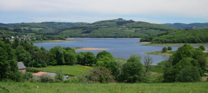 Le lac de Pannecière 