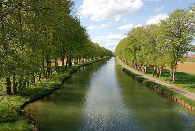 Le Canal Champagne Bourgogne