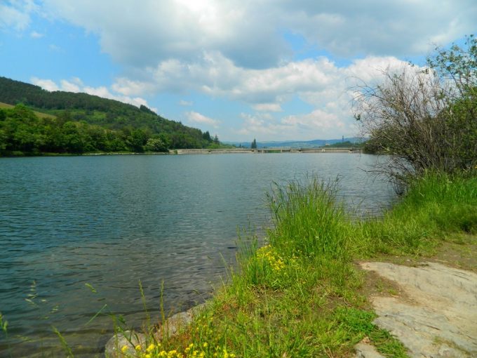Lac de barrage de Soulage