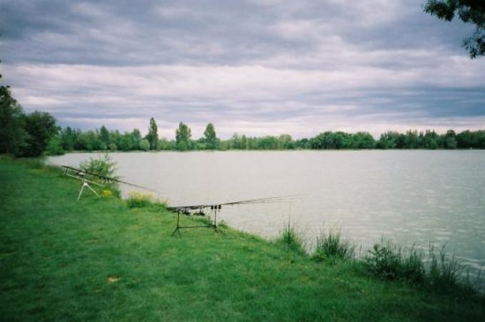 Grand lac de Peyssies