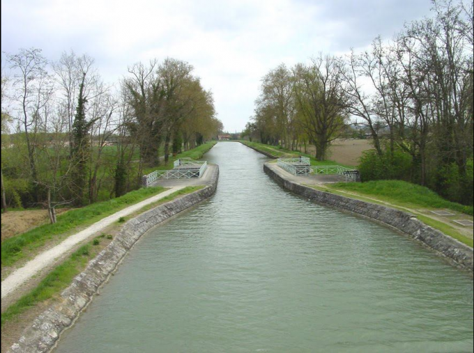 Le Canal de la Garonne - Lamagistère