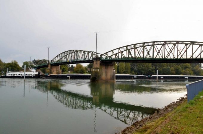 Pont Fleurville - Pont-de-Vaux